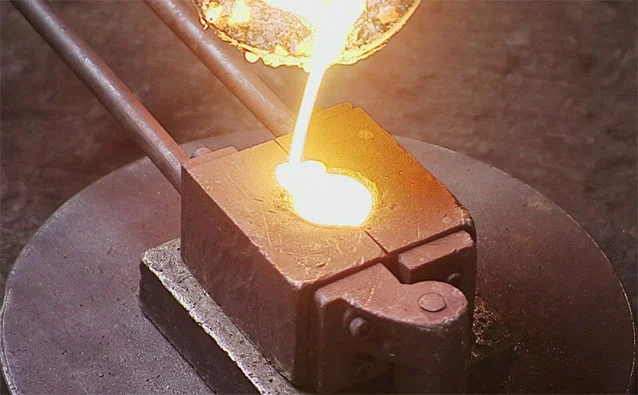 Điểm sôi và áp suất hơi của Phenol có ý nghĩa gì trong sản xuất?