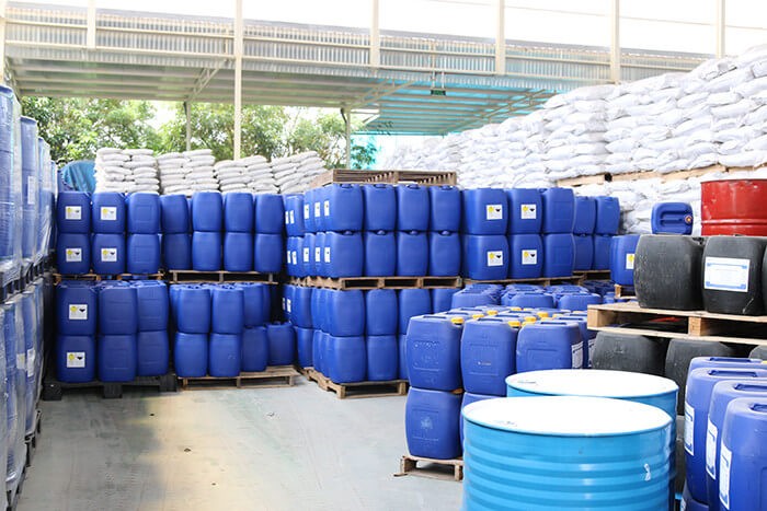 Axit Axetic công nghiệp và Axit Axetic cấp thực phẩm khác nhau ở tiêu chuẩn nào?