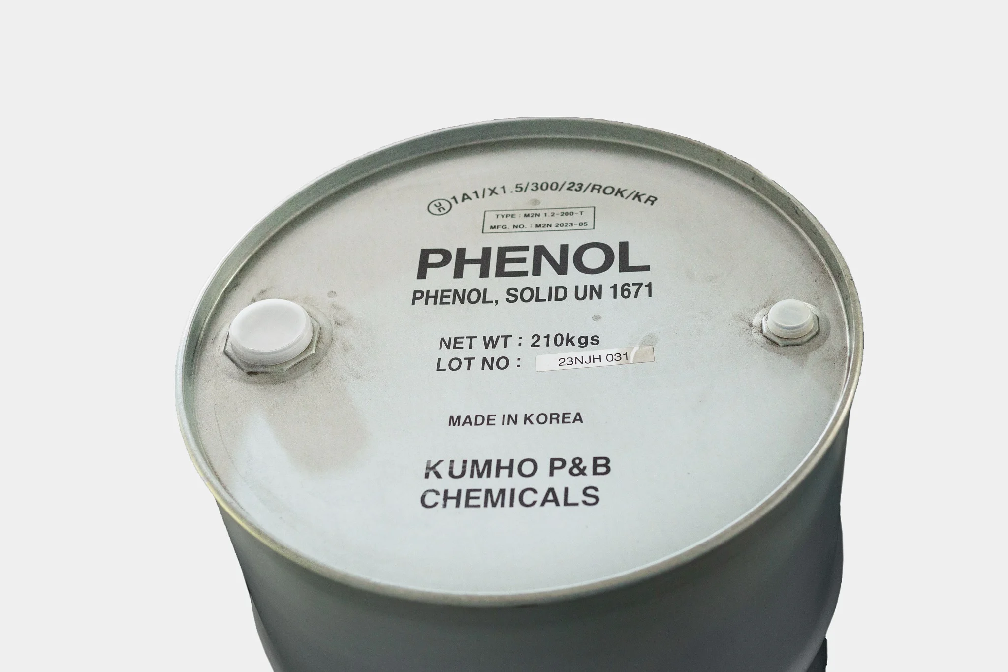 Quy cách đóng gói Phenol 99% phổ biến và cách lựa chọn theo sản lượng